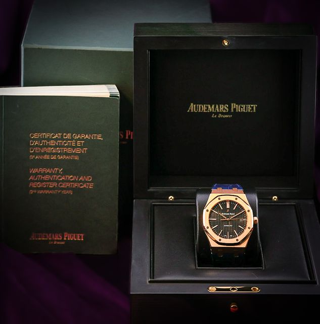 Audemars Piguet Royal Oak 15400OR.OO.D002CR.01 Image 7